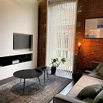 Apartamento Uniek Op Rustige, Kindvriendelijke Site *